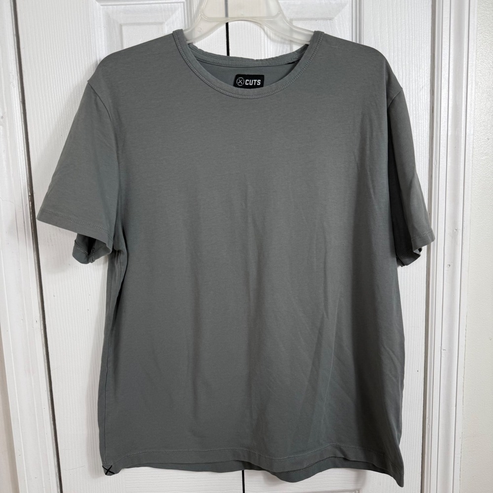 Cuts Classic Tee Large Grey Minimalist Athleisure Short Sleeve Crew Neck T-Shirt